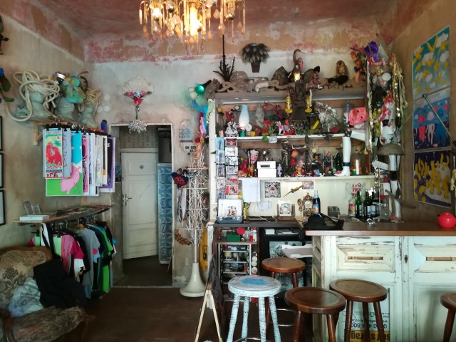 Bar Neon Kunst Neukoelln